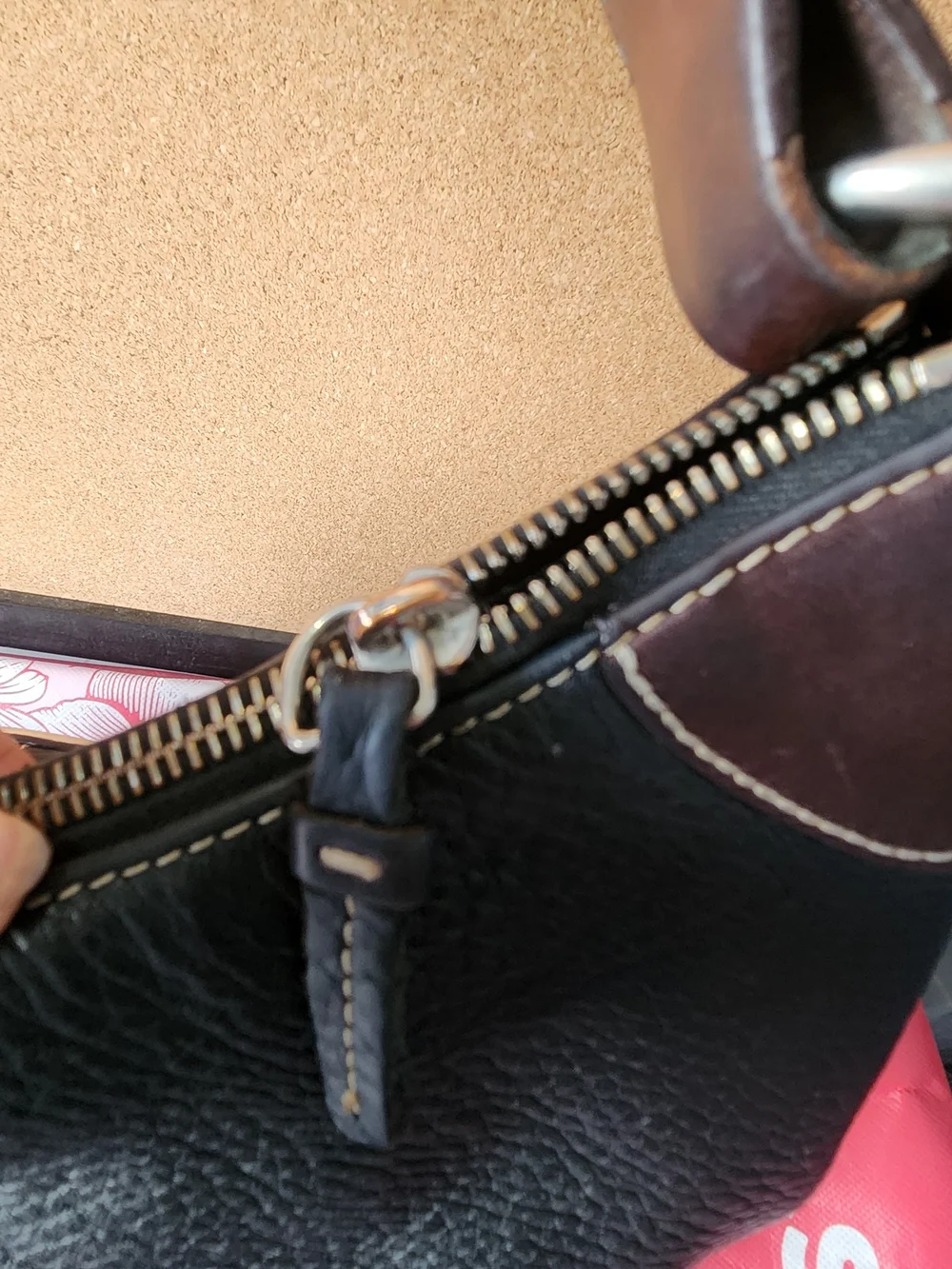 Vintage Dooney and Bourke All Weather Leather Hobo Shoulder Bag Purse Black
